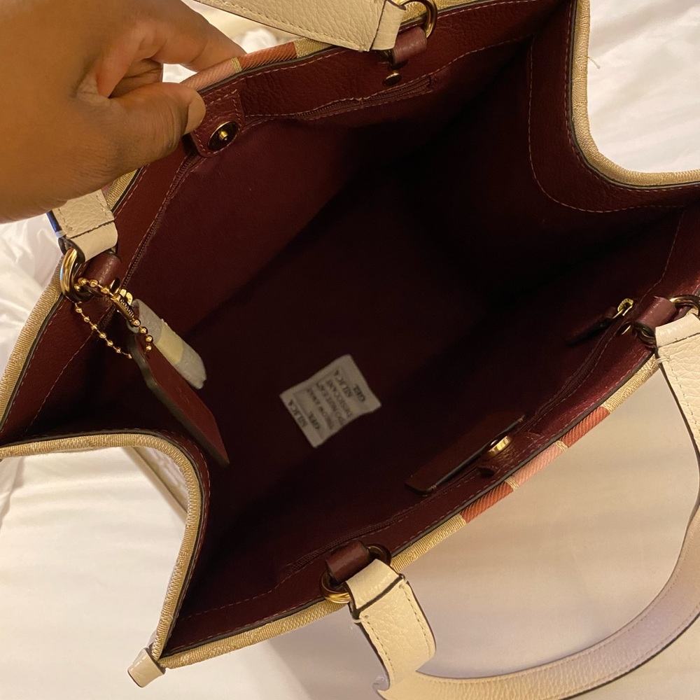 Coach signature khaki tote - Picture 6 of 15